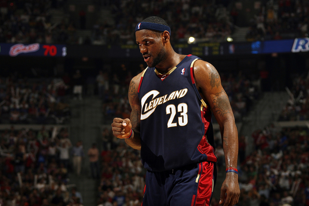 赛事赛程-名记：联盟内部人士普遍认为 骑士是詹姆斯下赛季最有可能的去处