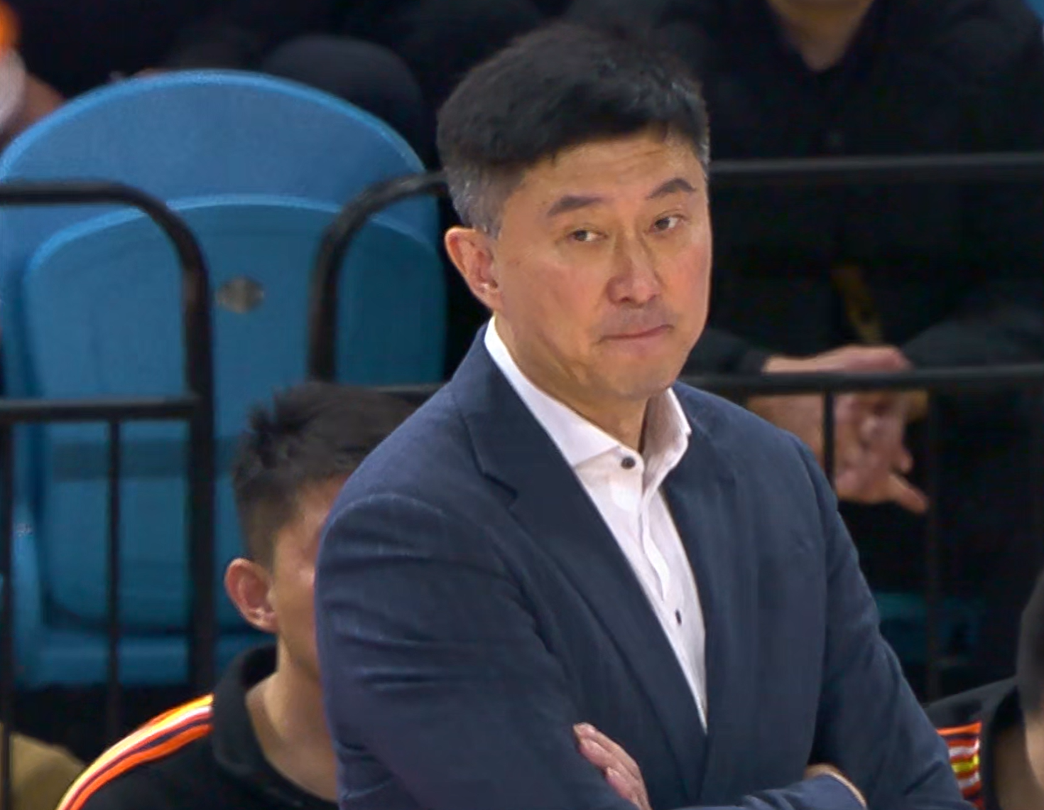 英雄联盟赛事官网-领先18分输球！杜锋点评一针见血，批评了广东队4名球员